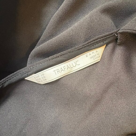 ZARA BLACK LONG SLEEVE SHORTS JUMPSUIT ROMPER, SIZE: XS, LIKE NEW - Picture 3 of 3